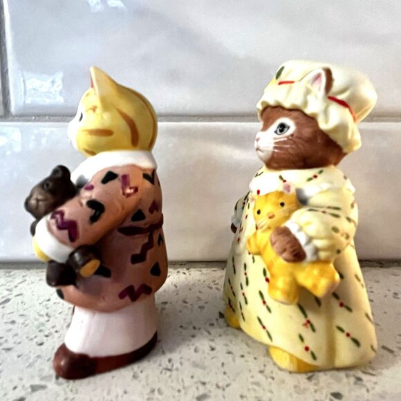 Vintage Schmid Kitty Cucumber '87 Ginger &J P Buster Bedtime Ready Cat Figurines - Picture 3 of 8